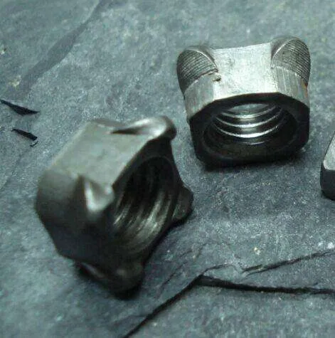 Acero 1/4-28 M20 Recubierto de PTFE Métrico M6 M8 M10 M12 Tuercas hexagonales M10X1.25 Carbón DIN 929 Tuerca de soldadura cuadrada hexagonal DIN 928